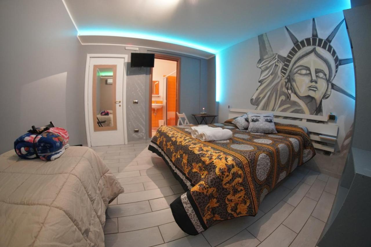 B&B Ciro Помпей Екстериор снимка